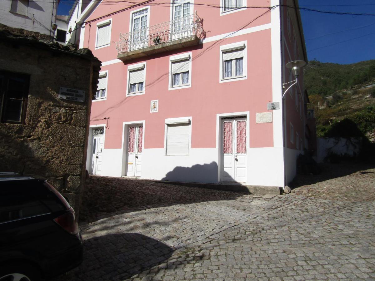 Casa Encantada - Alvoco Da Serra Villa Esterno foto