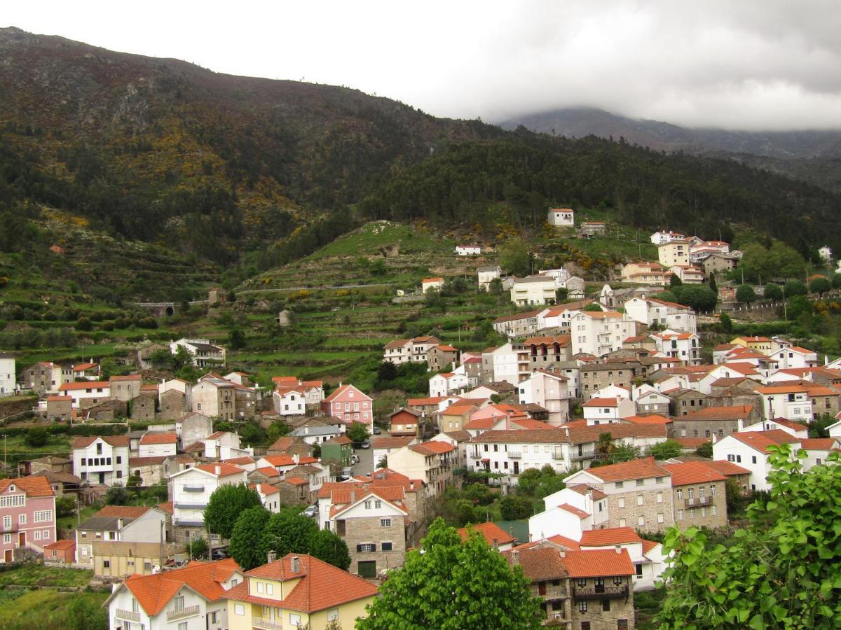 Casa Encantada - Alvoco Da Serra Villa Esterno foto