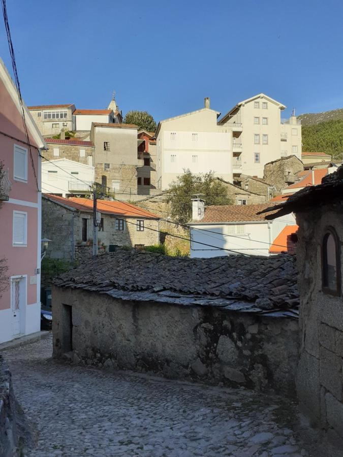 Casa Encantada - Alvoco Da Serra Villa Esterno foto