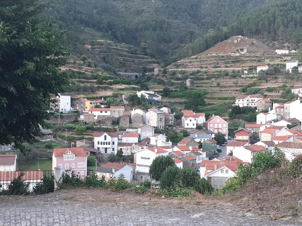 Casa Encantada - Alvoco Da Serra Villa Esterno foto